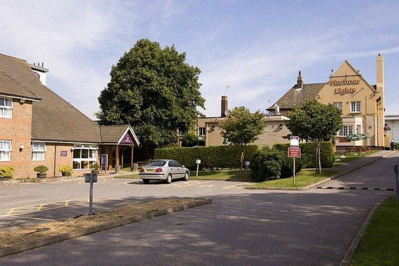 Premier Inn Portsmouth North Harbour エクステリア 写真