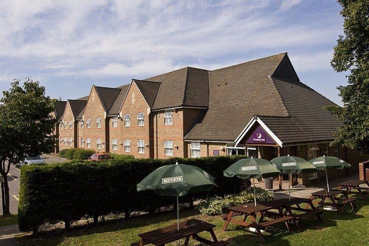 Premier Inn Portsmouth North Harbour エクステリア 写真